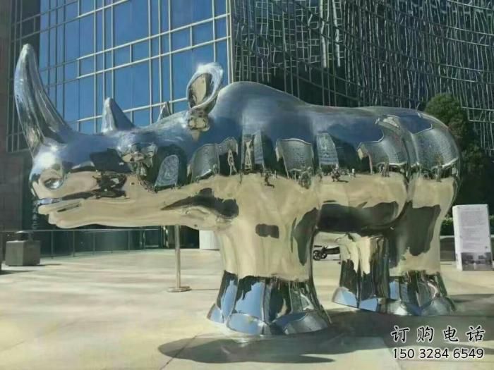 犀牛雕塑廠家 現代動物體系 不銹鋼犀牛雕塑廠