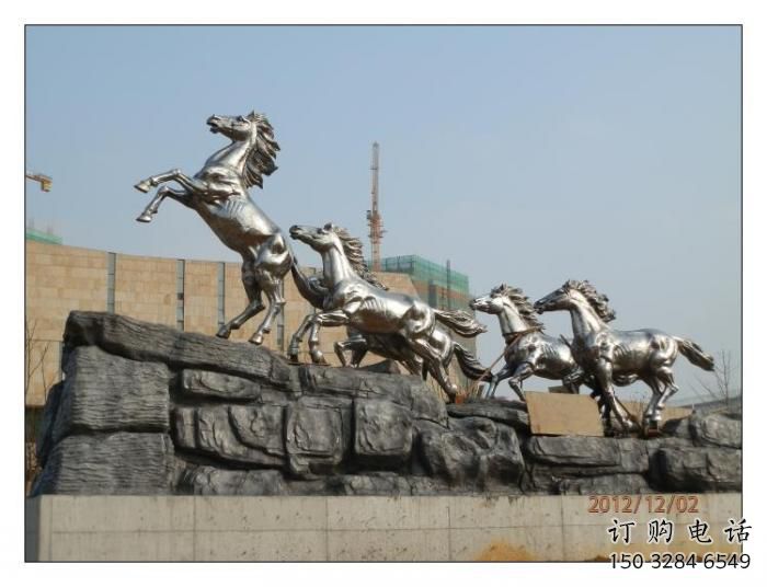 群馬雕塑廠家 群雕動(dòng)物像 不銹鋼群馬雕塑廠家