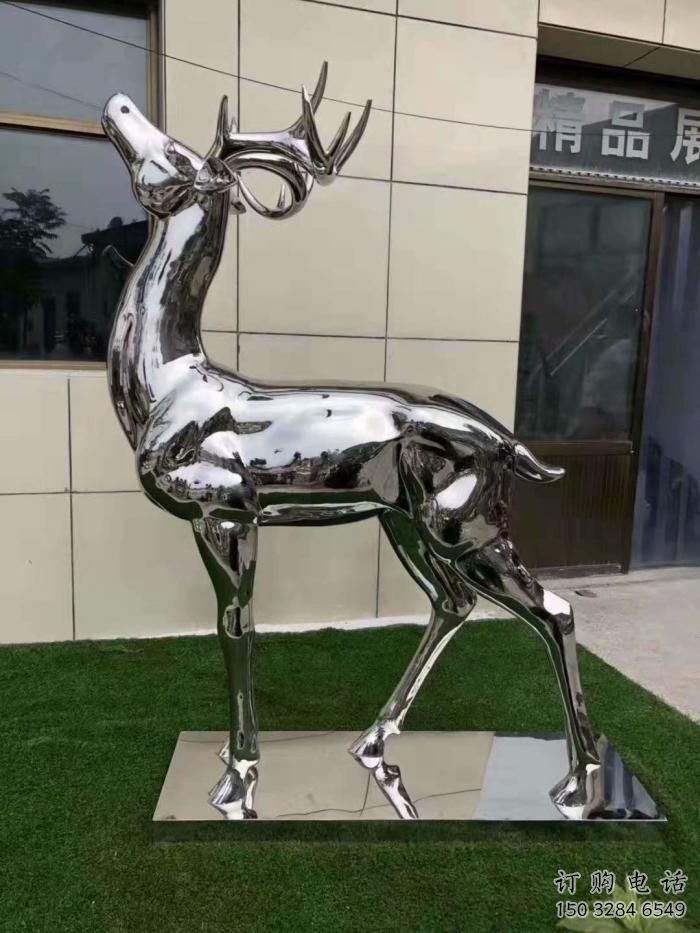 抬頭鹿雕塑 光面不銹鋼鹿雕塑廠家