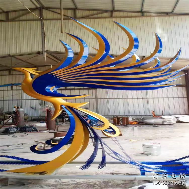 蘭陵孔雀雕塑廠家 飛翔姿態(tài) 展翅不銹鋼孔雀雕塑