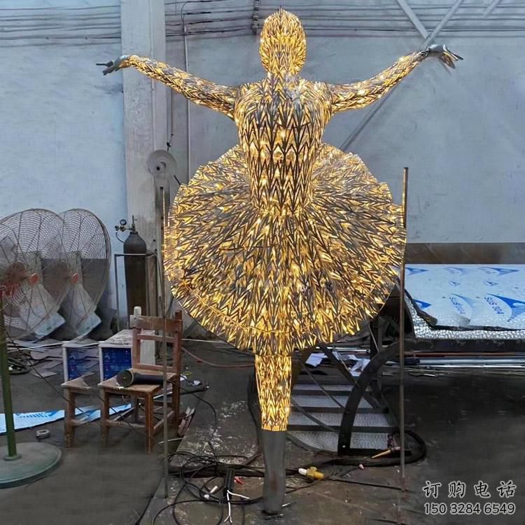 芭蕾舞雕塑 鏤空燈光小品 戶外大型芭蕾舞雕塑廠家