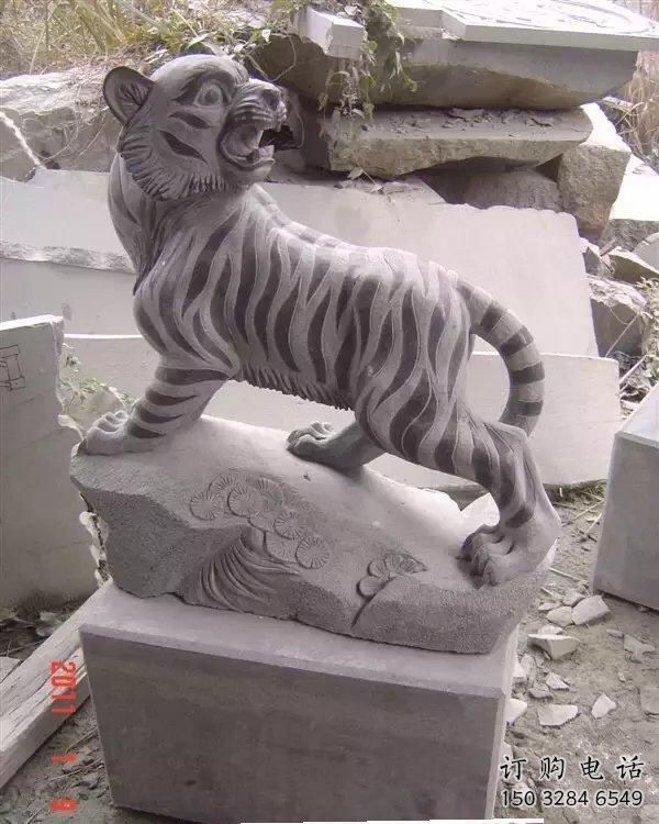 商場(chǎng)老虎雕塑廠家 中式室內(nèi)小品 戶外大型老虎雕塑
