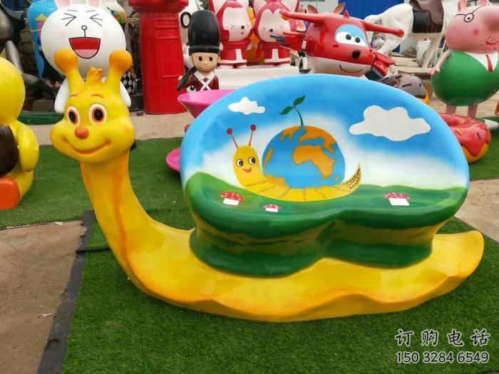 彩繪蝸牛雕塑廠家 卡通噴漆小品 戶外草地蝸牛雕塑