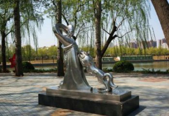 仿真狼雕塑廠家 大型鏡面擺件 戶外公園狼雕塑