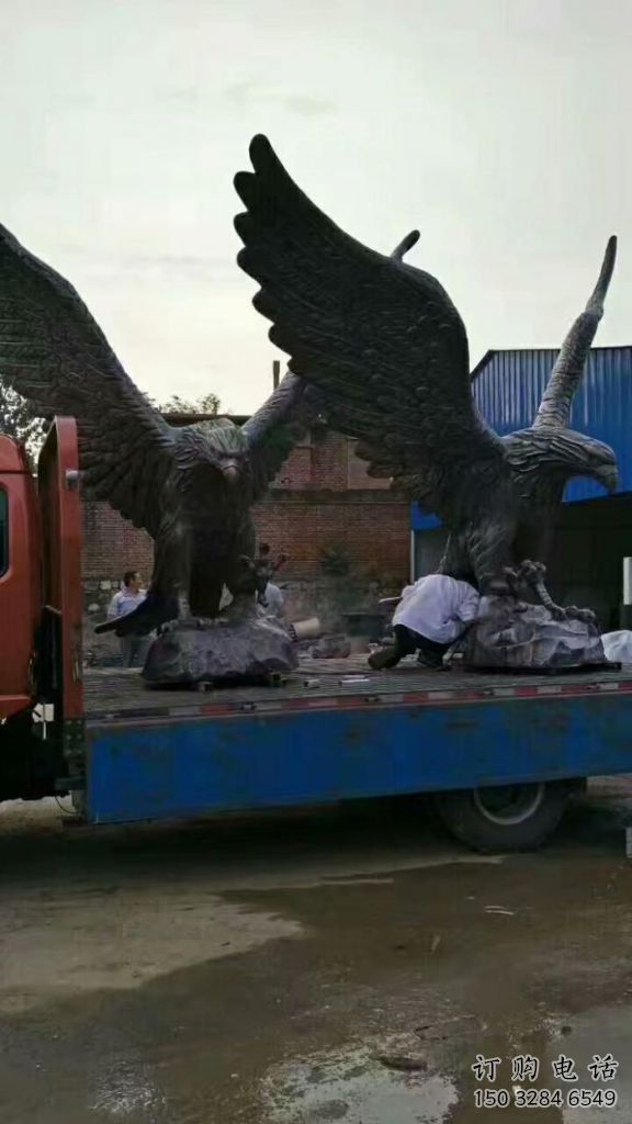 街道飛鷹雕塑廠家 戶外創(chuàng)意擺件 風(fēng)景區(qū)仿古飛鷹雕塑