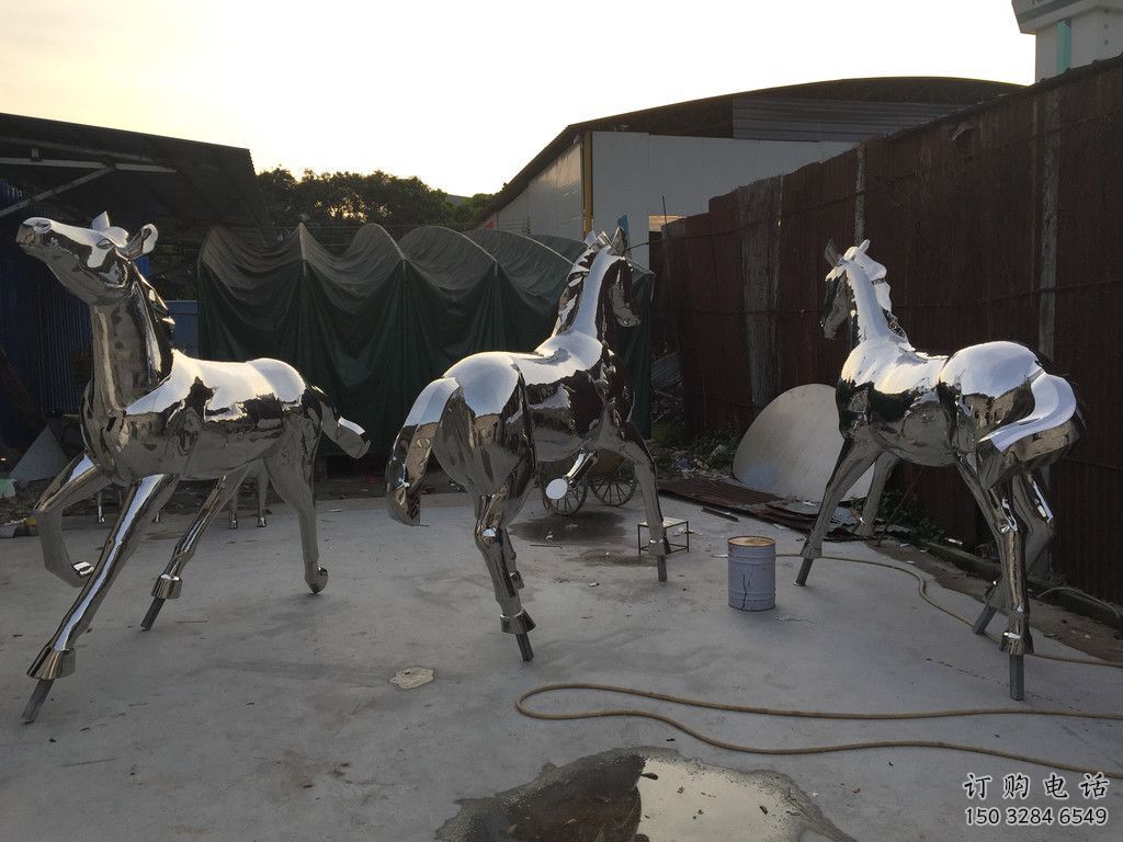 鍛造馬雕塑廠家 戶外卡通擺件 廣場啞光馬雕塑