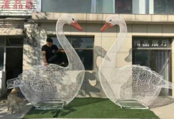 鏤空鵝雕塑廠家 現代抽象擺件 草地切面鵝雕塑