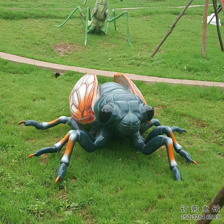 仿真螞蚱雕塑廠家 公園草地小品 戶外彩繪螞蚱雕塑