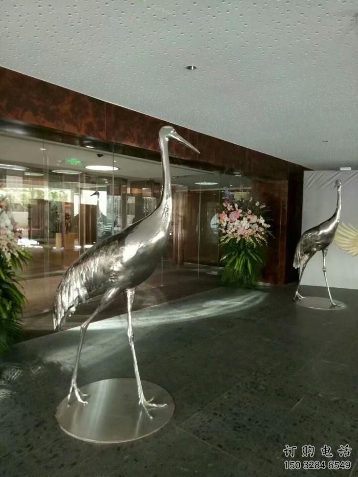 抽象鴕鳥雕塑廠家 大型創(chuàng)意擺件 風(fēng)景區(qū)仿真鴕鳥雕塑