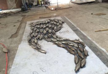 別墅麥穗魚雕塑廠家 卡通鏡面小品 戶外抽象麥穗魚雕塑