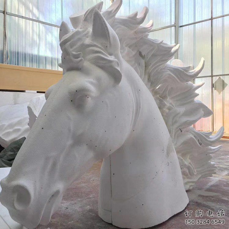 戶外馬頭雕塑廠家 抽象公園小品 大型彩繪馬頭雕塑