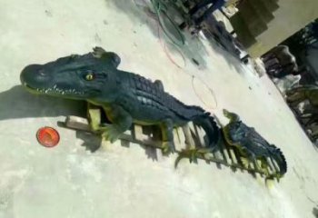 公園鱷魚雕塑廠家 中式彩繪小品 風景區仿古鱷魚雕塑