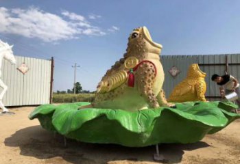 風(fēng)景區(qū)金蟾雕塑廠家 中式戶外擺件 大型仿古金蟾雕塑