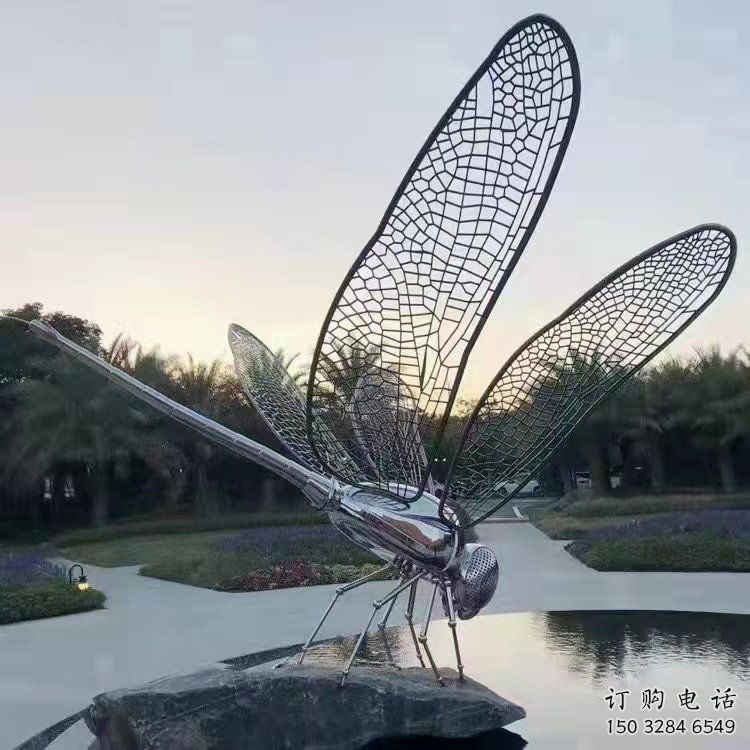 鏤空蜻蜓點水雕塑廠家 現代擺件 創意蜻蜓點水雕塑