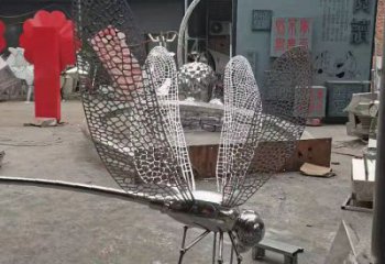 抽象蜻蜓點水雕塑廠家 創意擺件 幾何鏡面蜻蜓點水雕塑