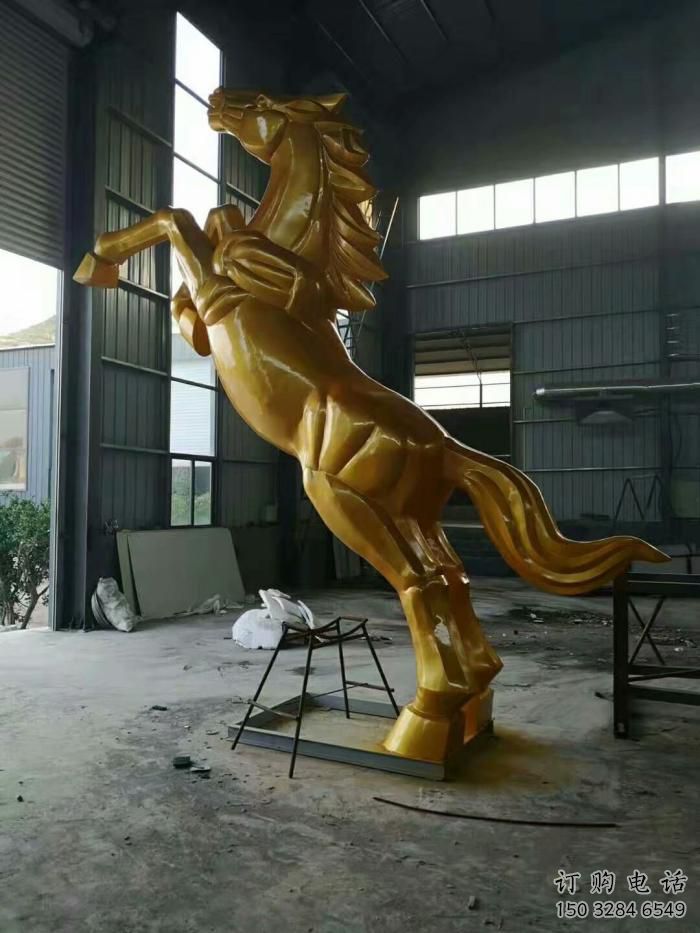 別墅金馬雕塑廠家 現代噴漆小品 大型廣場金馬雕塑