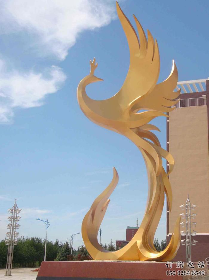 仿真鳳鳥雕塑廠家 大型創意擺件 公園噴漆鳳鳥雕塑