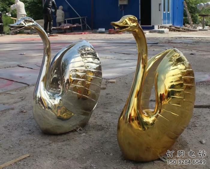 公園天鵝雕塑廠家 中式電鍍小品 風(fēng)景區(qū)抽象天鵝雕塑