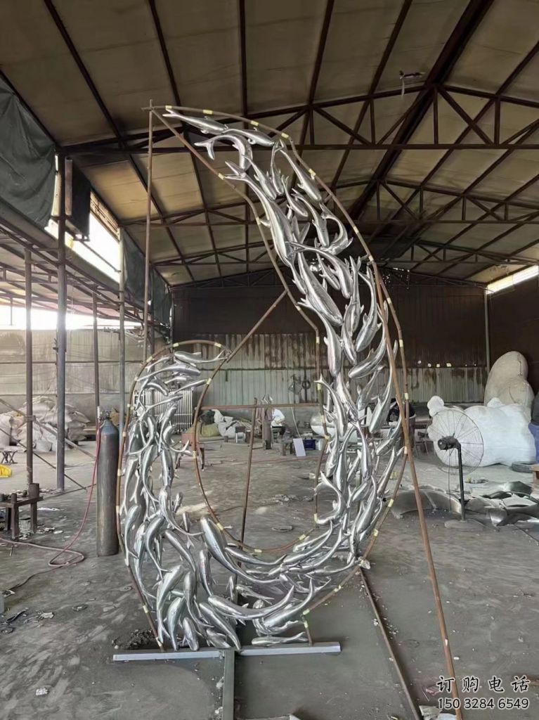 鋼管魚群雕塑廠家 創意鋼管擺件 公園噴漆魚群雕塑