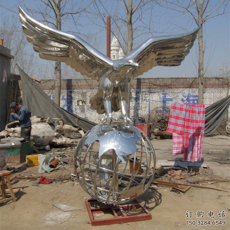 風景區老鷹雕塑廠家 中式現代擺件  戶外仿真老鷹雕塑