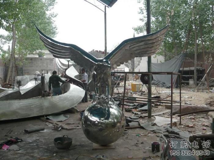 大門口老鷹雕塑廠家 歐式賓館擺件 現代鏡面老鷹雕塑