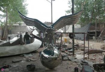 大門口老鷹雕塑廠家 歐式賓館擺件 現代鏡面老鷹雕塑