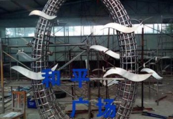 鏤空大雁雕塑廠家 現代抽象擺件 草地切面大雁雕塑