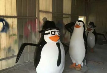 商場(chǎng)企鵝雕塑廠家 中式室內(nèi)小品 酒店拉絲企鵝雕塑