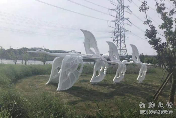 游樂場海鷗雕塑廠家 公園草地擺件 住宅小區鏤空海鷗雕塑