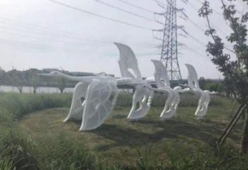 抽象白鷺雕塑廠家 創(chuàng)意村口擺件 廣場(chǎng)彩繪白鷺雕塑