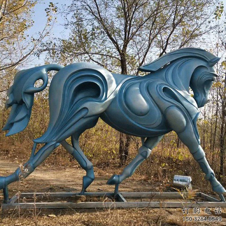 步行街駿馬雕塑廠家 創意鋼管擺件 草地切面駿馬雕塑
