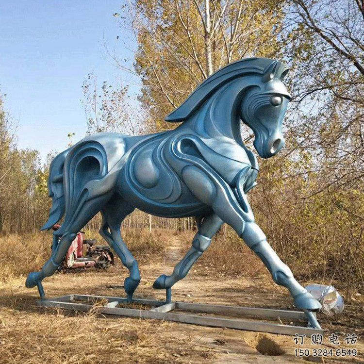 鏤空駿馬雕塑廠家 現代抽象擺件 草地幾何駿馬雕塑