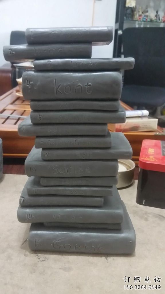 歐式書(shū)籍雕塑廠家 抽象希望擺件 體育場(chǎng)書(shū)籍雕塑