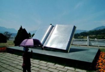 鏡面書籍雕塑廠家 烤漆大型擺件 博物館書籍雕塑