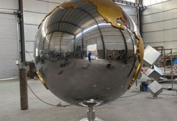 鏡面地球儀雕塑廠家 歐式步行街小品 戶外不銹鋼地球儀雕塑