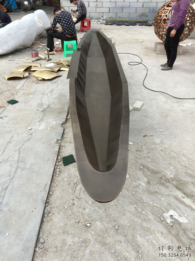 戶外帆船雕塑廠家 噴漆仿古小品 現代不銹鋼帆船雕塑