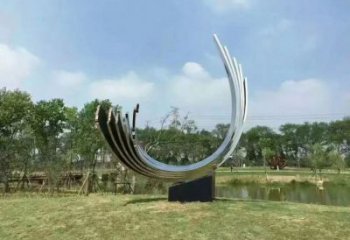 創(chuàng)意月牙形雕塑廠家 戶外小品 公園不銹鋼月牙形雕塑