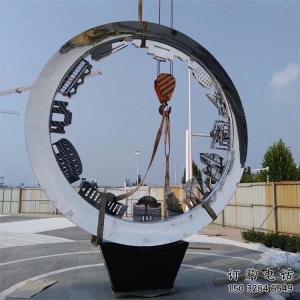 戶外環(huán)形雕塑廠家 鏡面創(chuàng)意小品 大型不銹鋼環(huán)形雕塑生產(chǎn)