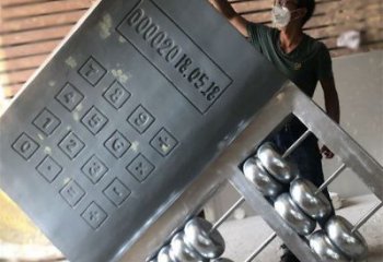 鏡面算盤雕塑廠家 現代小品 廣場不銹鋼算盤雕塑生產