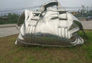 酒店提包雕塑廠(chǎng)家 公園小品 大型不銹鋼提包雕塑生產(chǎn)