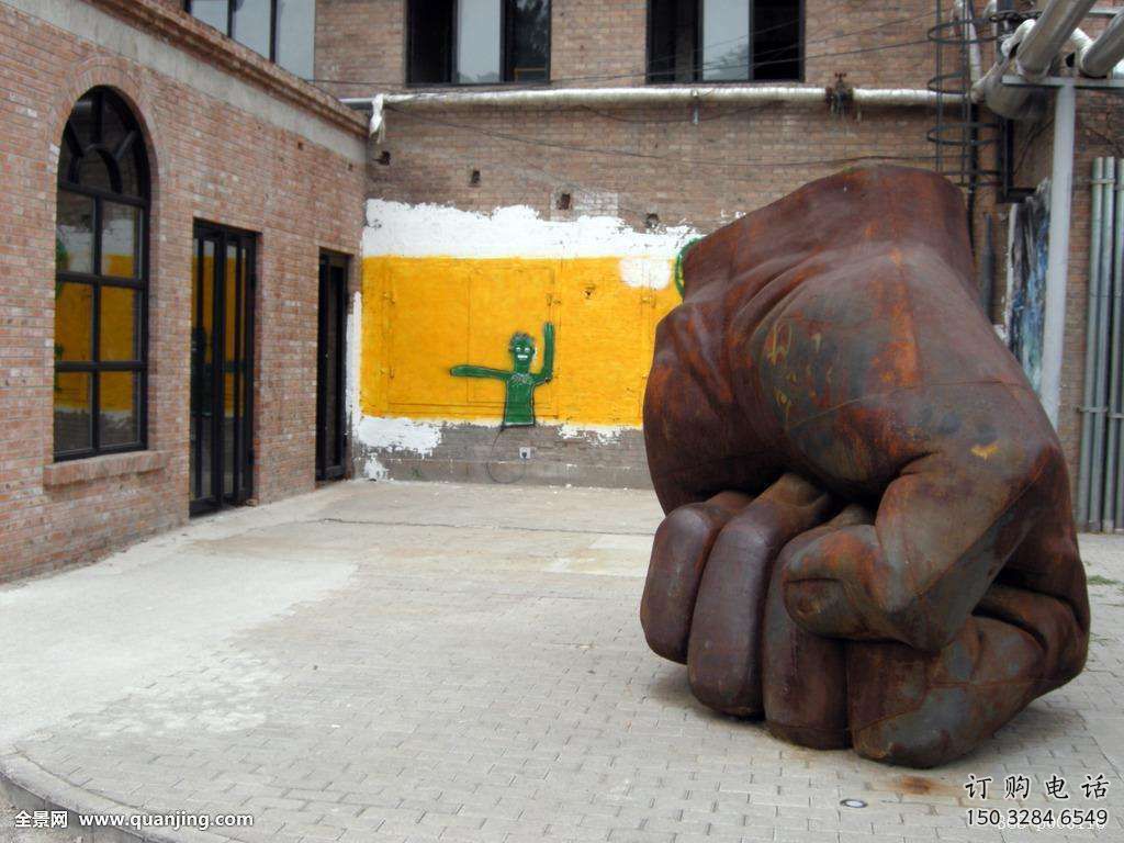 異形拳頭雕塑廠家 現(xiàn)代小品 大型不銹鋼拳頭雕塑廠家