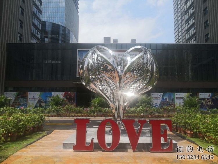 歐式心心相印雕塑廠家 抽象鏤空鏡面擺件 