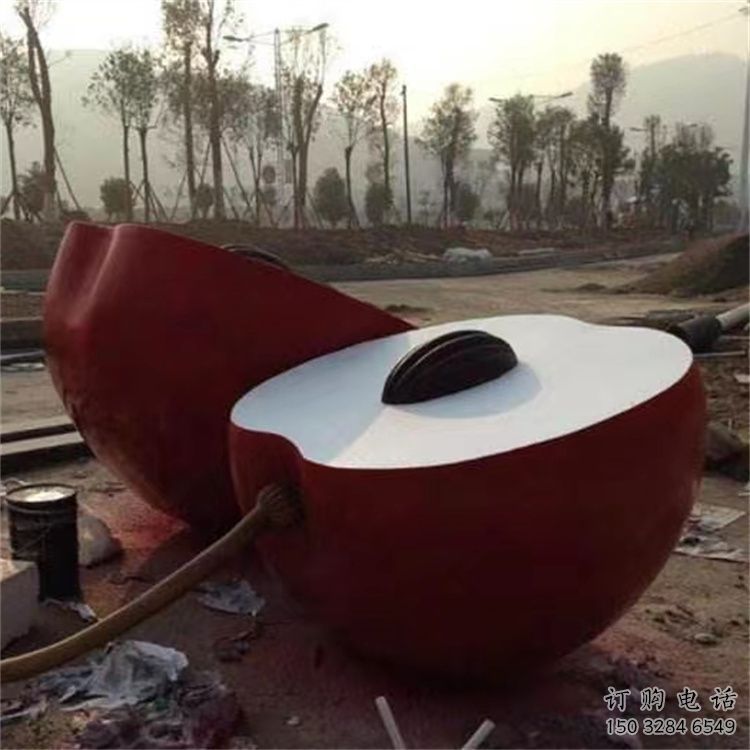 大型金蘋果雕塑廠家 創(chuàng)意小品 戶外不銹鋼金蘋果雕塑廠