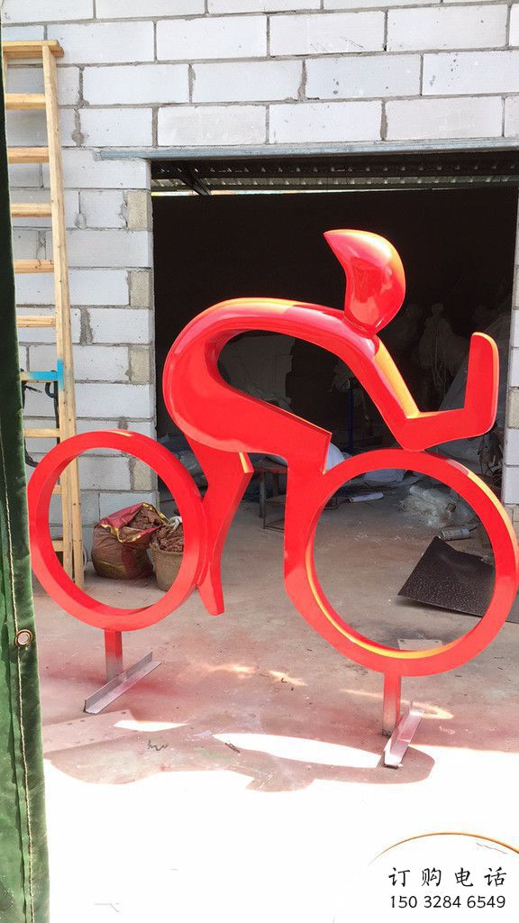 街道賽車雕塑廠家 現(xiàn)代擺件 烤漆不銹鋼賽車雕塑定制