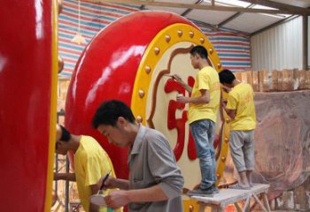 仿古大鼓雕塑廠家 烤漆小品 房地產不銹鋼大鼓雕塑制作