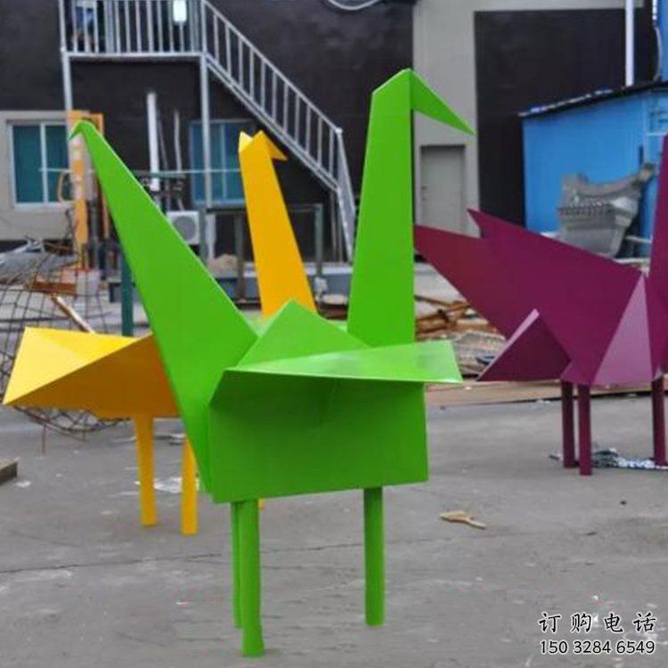 街道千紙鶴雕塑廠家 現代擺件 烤漆不銹鋼千紙鶴雕塑生產