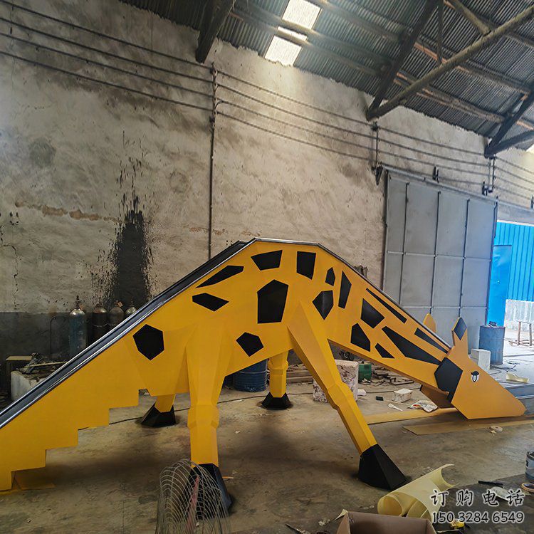 創意滑梯雕塑廠家 卡通戶外小品 公園不銹鋼滑梯雕塑廠