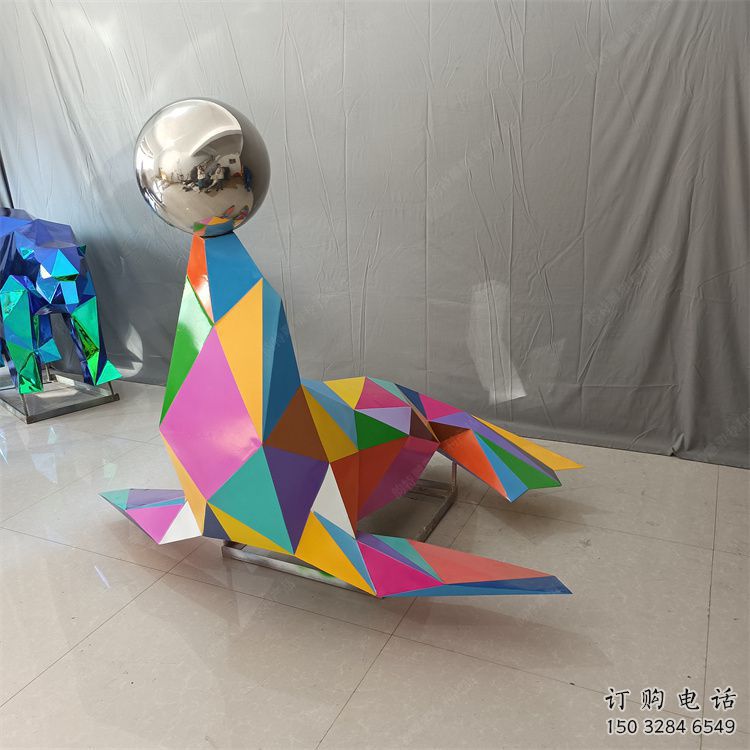 現代頂球雕塑廠家 大型別墅區擺件 烤漆不銹鋼頂球雕塑廠