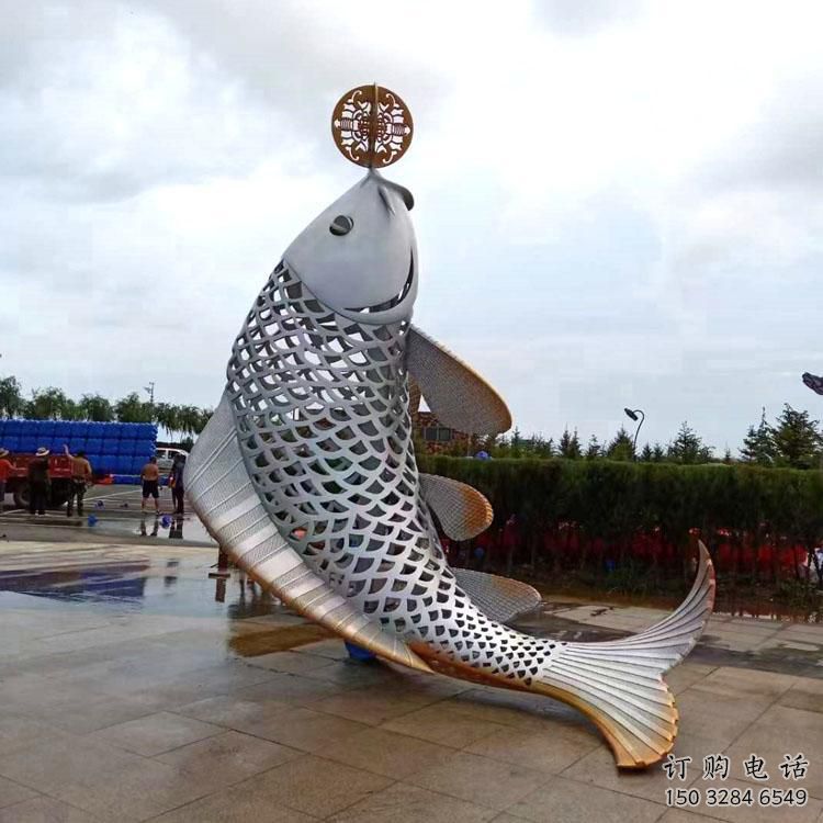 鏤空頂球雕塑廠家 園林公園小品 住宅小區不銹鋼頂球雕塑廠