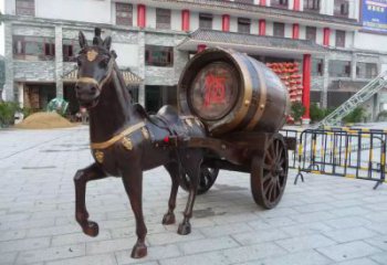 大型酒桶雕塑廠家 創(chuàng)意擺件小品 仿古酒桶雕塑生產(chǎn)